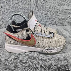 Nike LeBron 20 'The Debut' D15423-100 Youth 4 Low Top Lace Up Sneaker Shoes‎